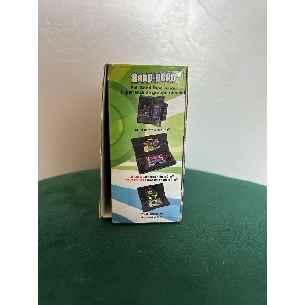 Band Hero - Nintendo DS, 2009 CIB Complete - Damage On Outside Of Box